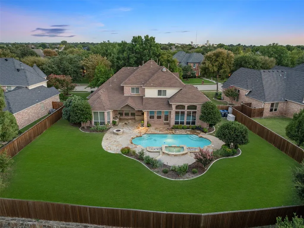 7404 Waterfall Drive