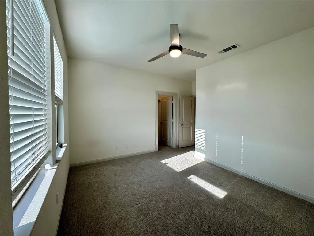 1066 Fullerton Drive