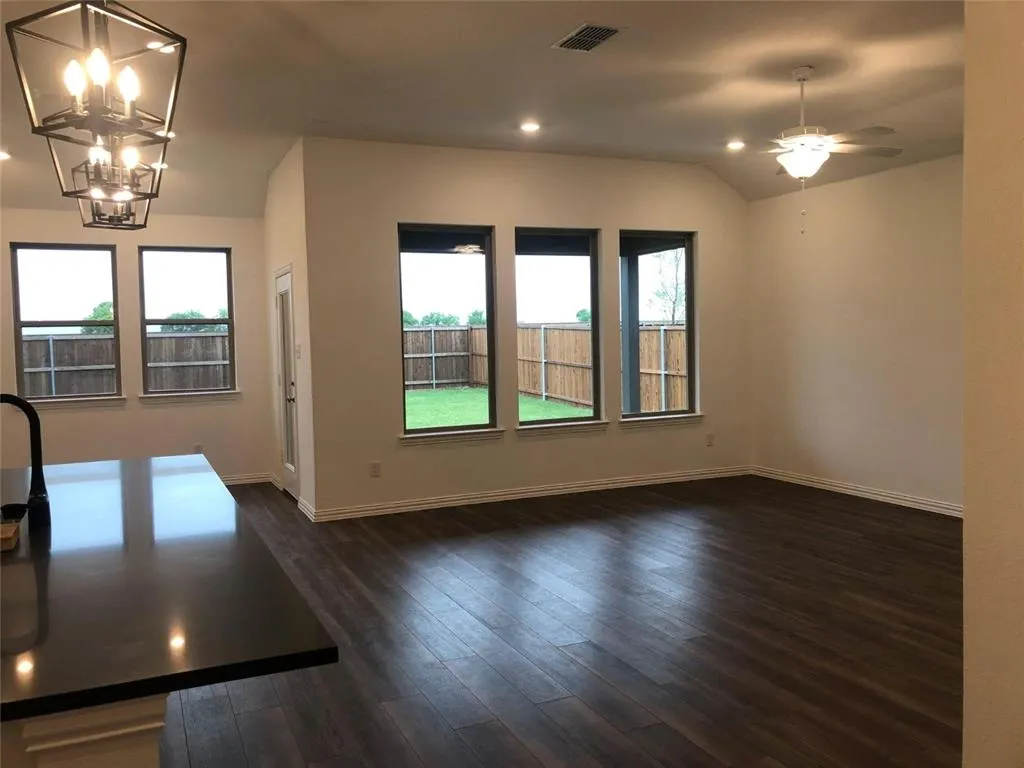 2207 Primrose Trail