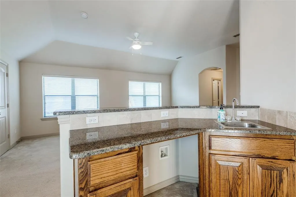 11257 Lamar Lane