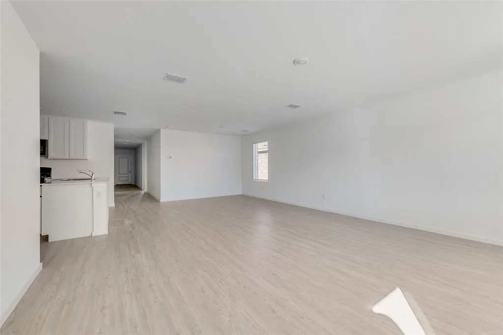 2049 Derby Lane