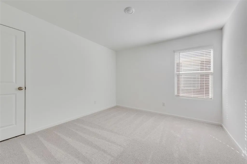 2049 Derby Lane