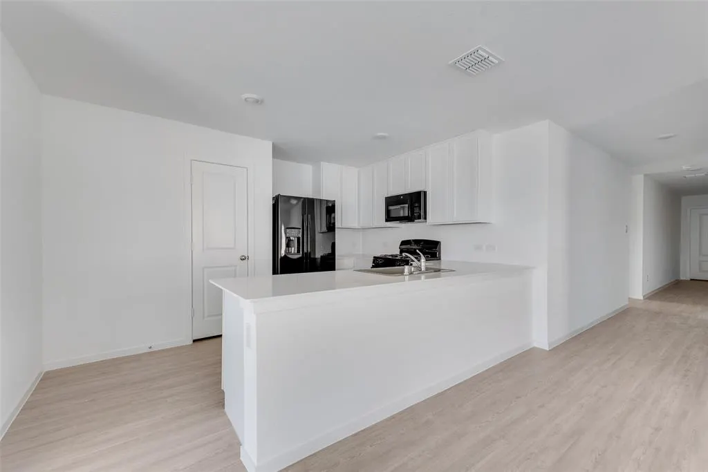 2049 Derby Lane