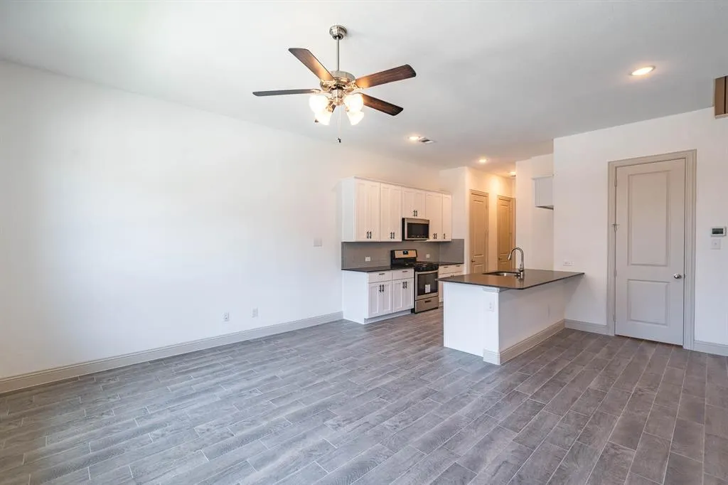 6151 Blythe Drive