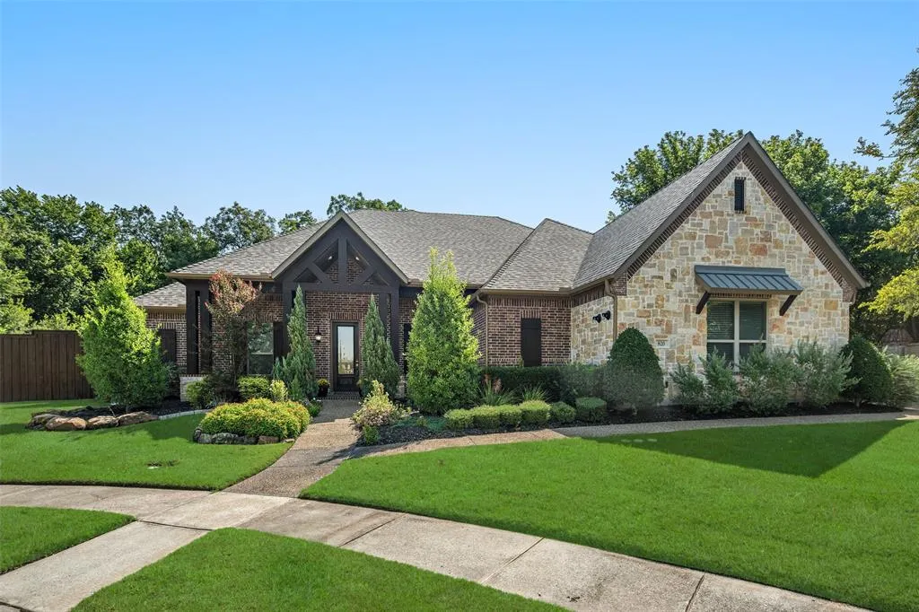 820 Jessica Court