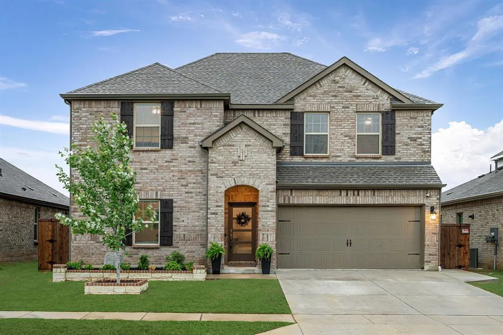 10125 Autumn Leaves Lane