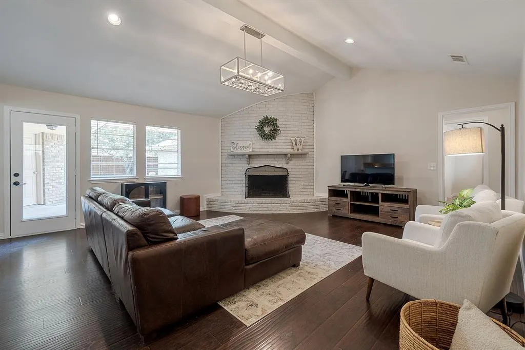 2801 Kyle Drive