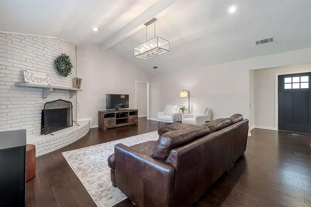 2801 Kyle Drive