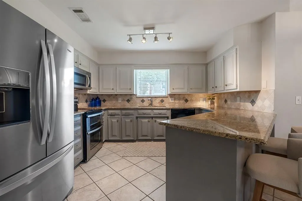 2801 Kyle Drive