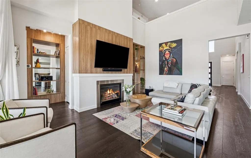 5008 Statesman Lane