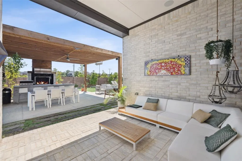 5008 Statesman Lane