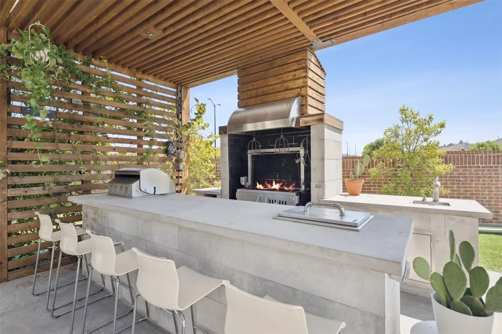 5008 Statesman Lane