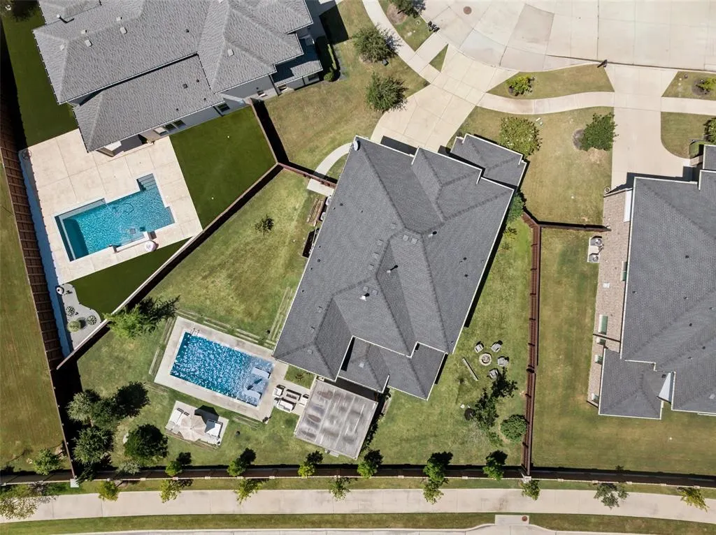 5008 Statesman Lane
