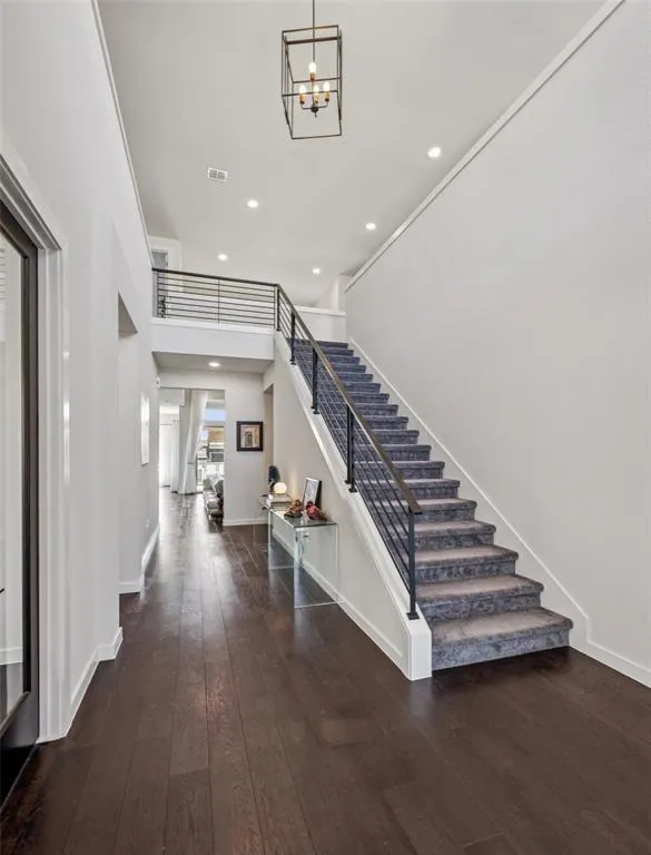 5008 Statesman Lane