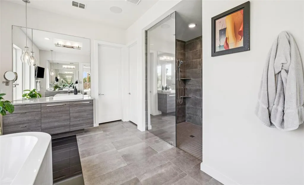 5008 Statesman Lane
