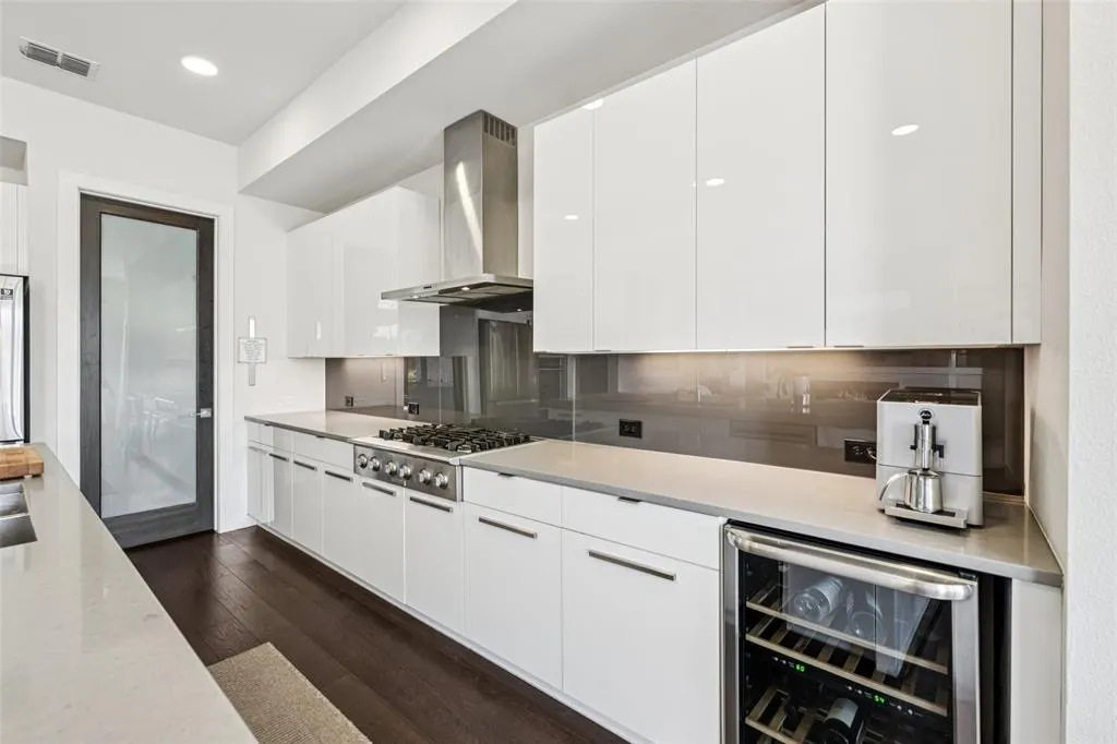 5008 Statesman Lane