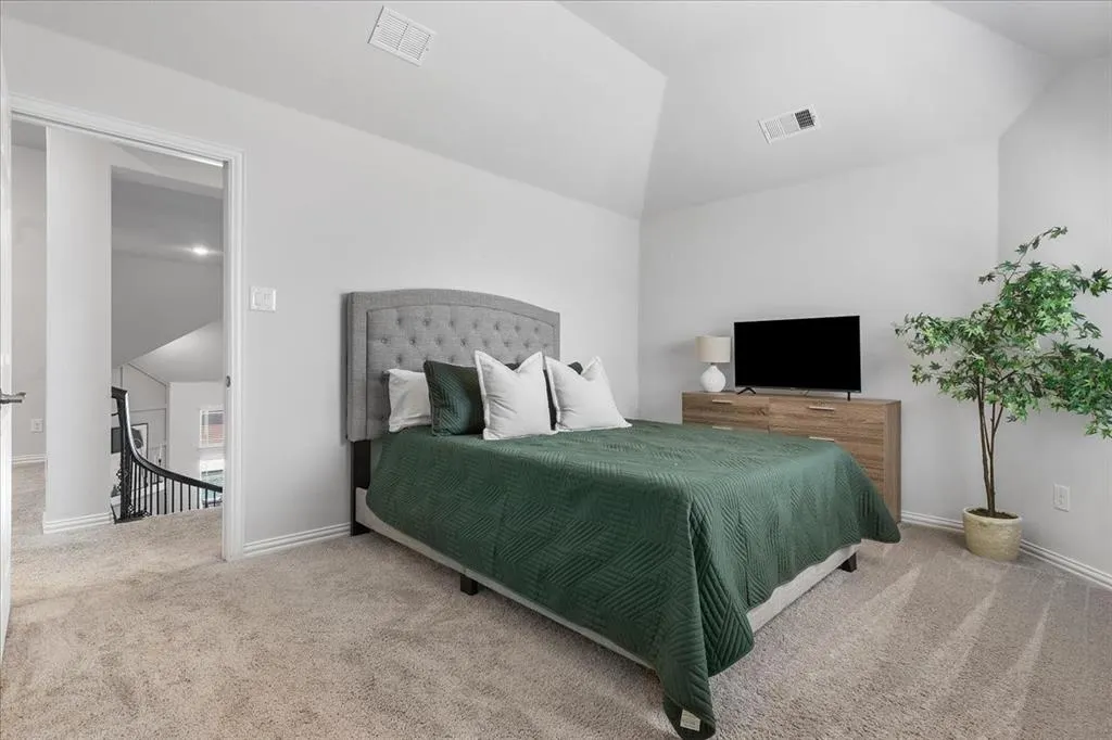 804 Violet Way
