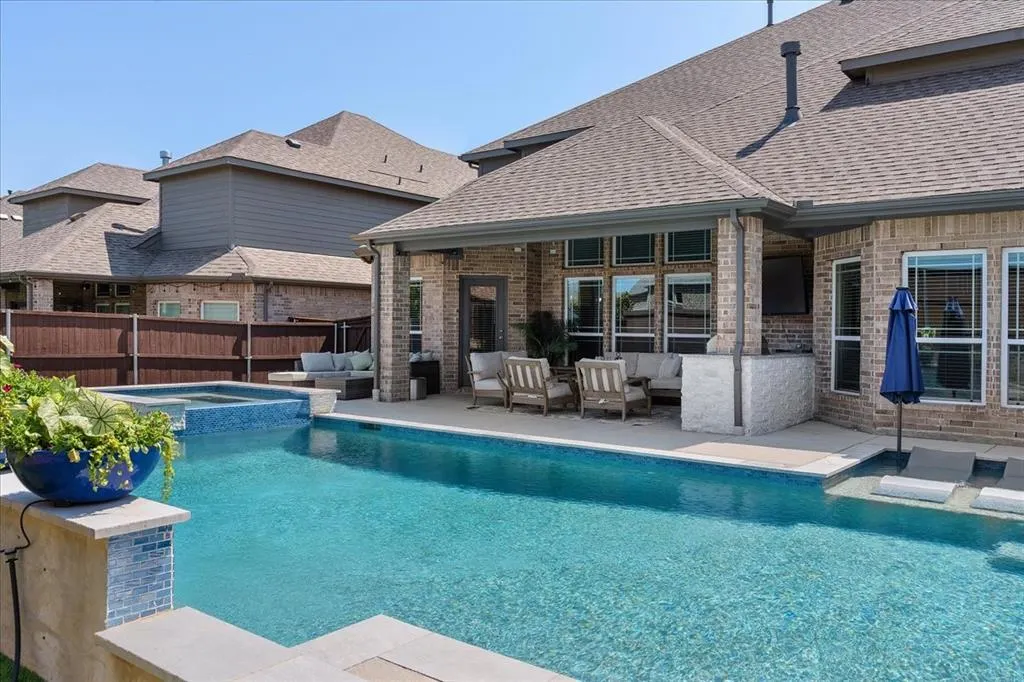 804 Violet Way