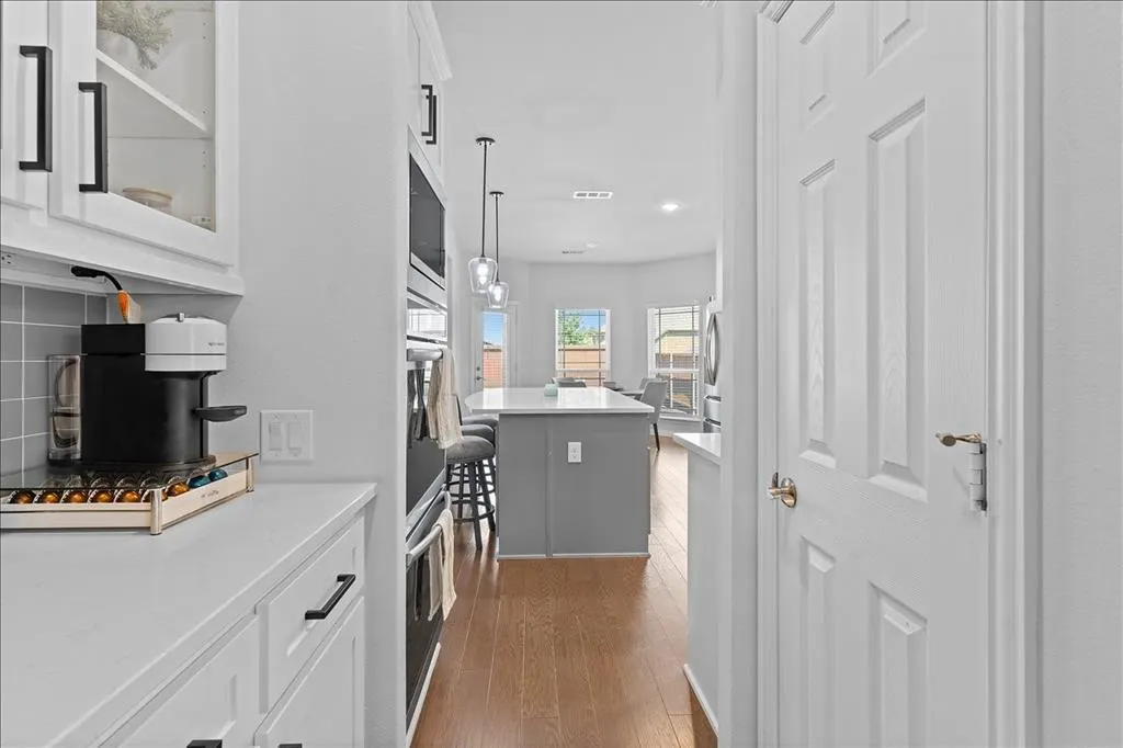 804 Violet Way