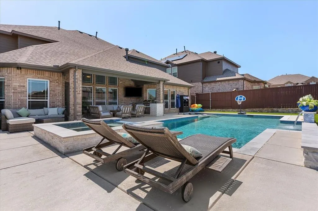 804 Violet Way