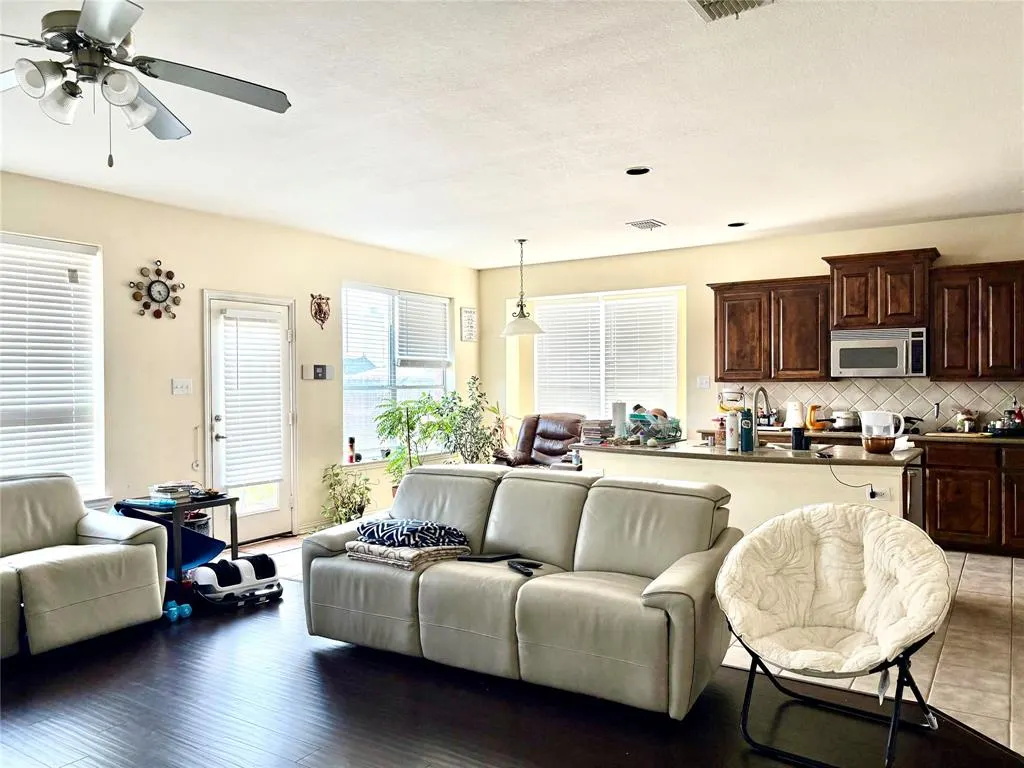 2690 Lake Ridge Drive