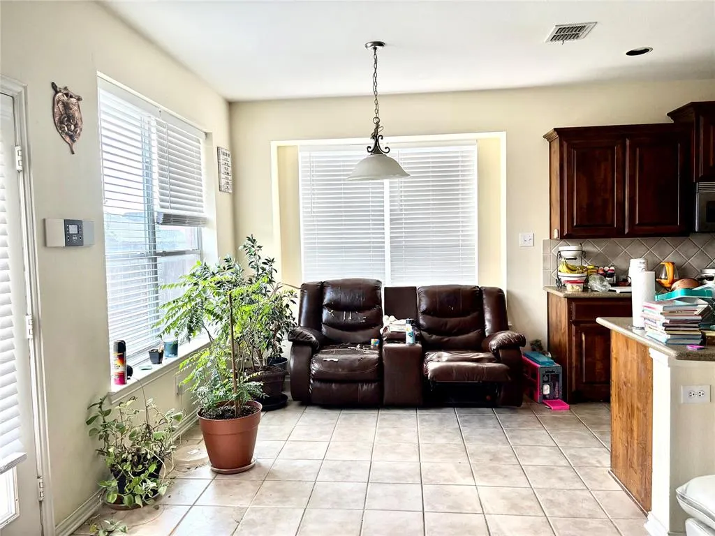 2690 Lake Ridge Drive