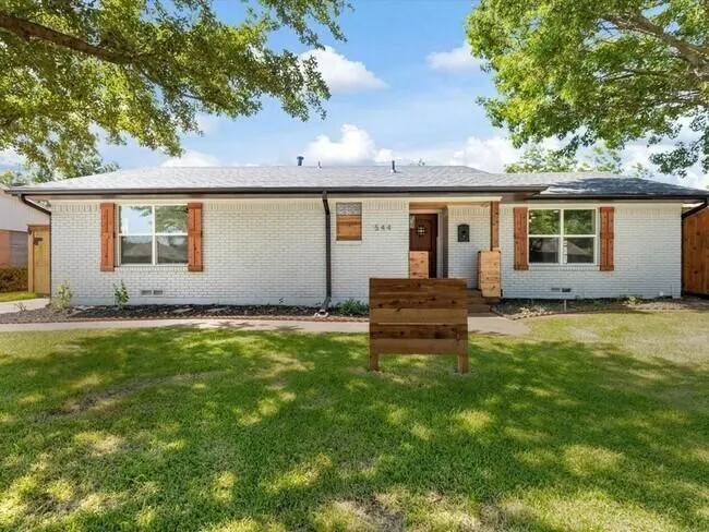 544 E Spring Valley Road