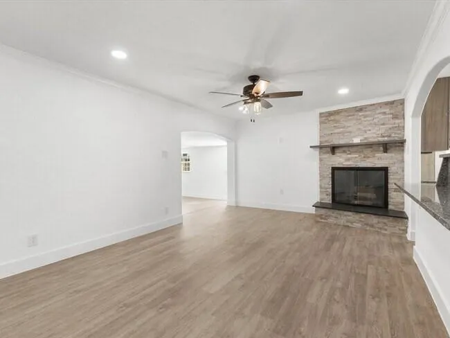 544 E Spring Valley Road