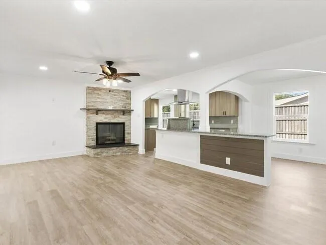 544 E Spring Valley Road