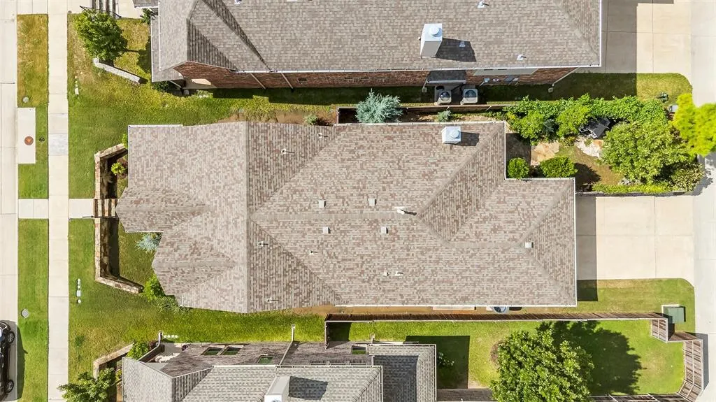 4520 Del Rey Avenue