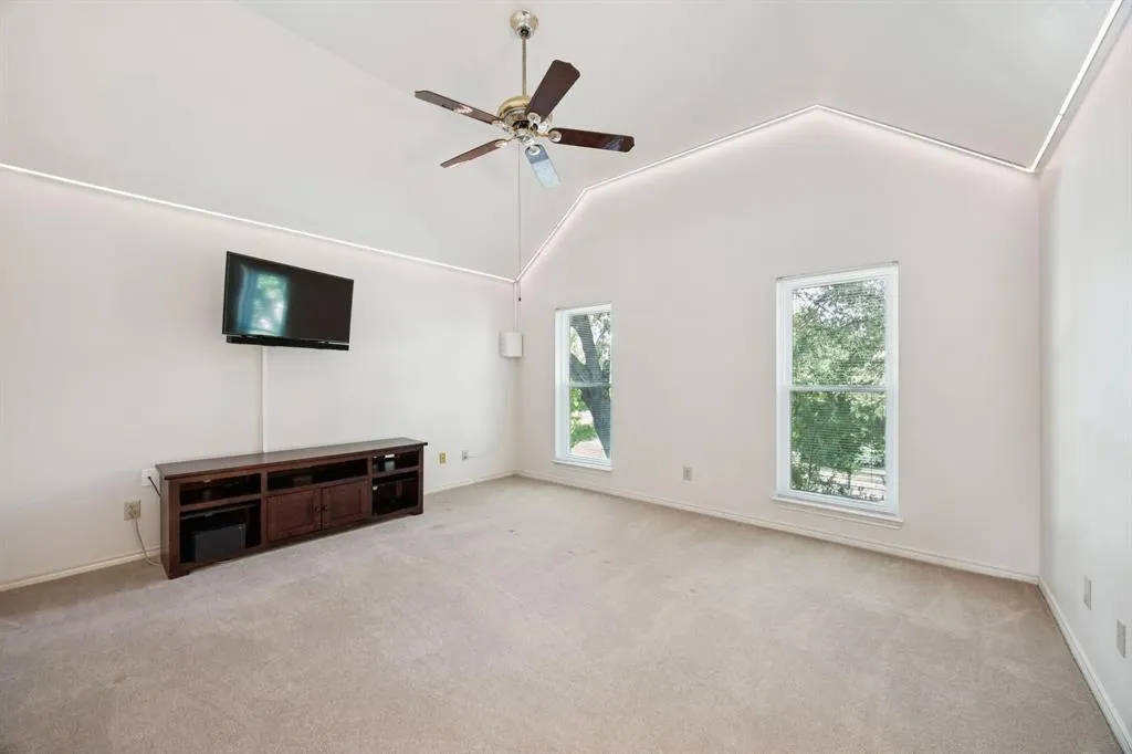 2604 Spring Lake Drive