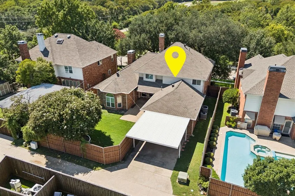 2604 Spring Lake Drive