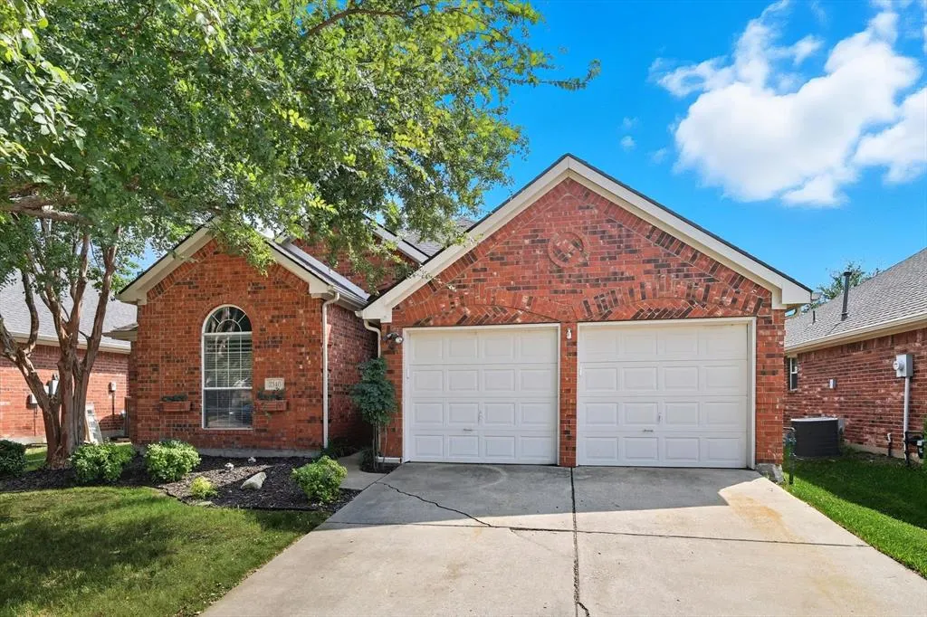 2540 Persimmon Drive
