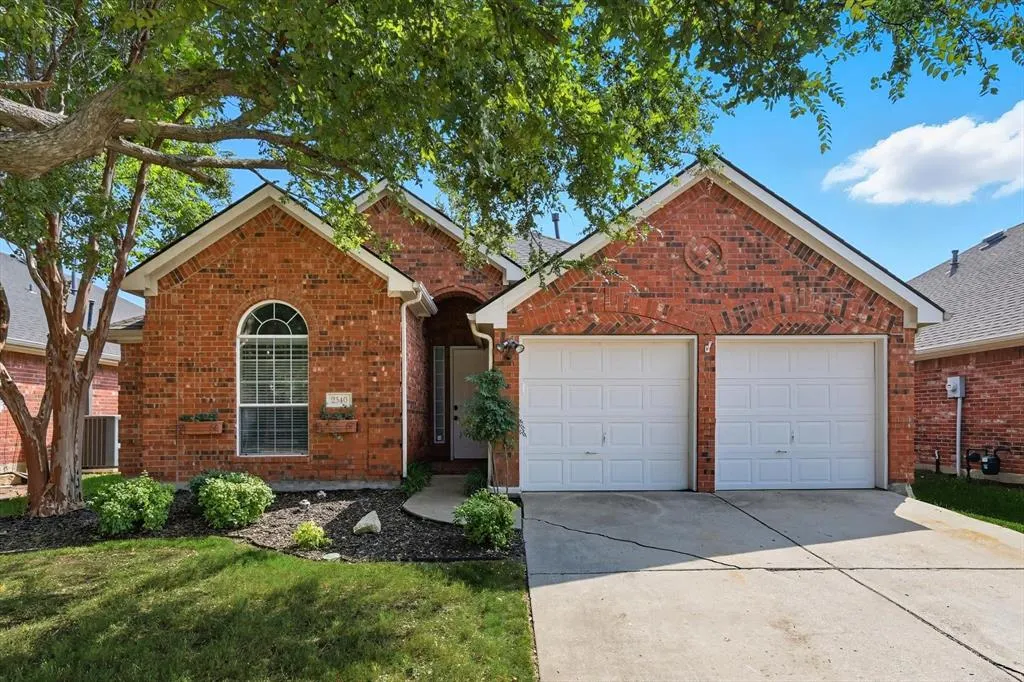 2540 Persimmon Drive