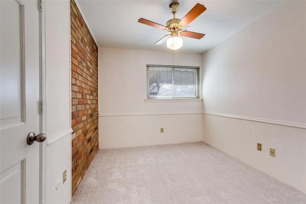 1006 Hillsdale Drive