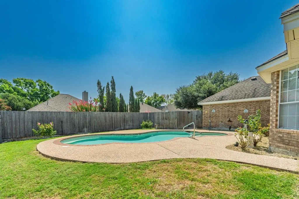 7208 Swallow Branch Lane