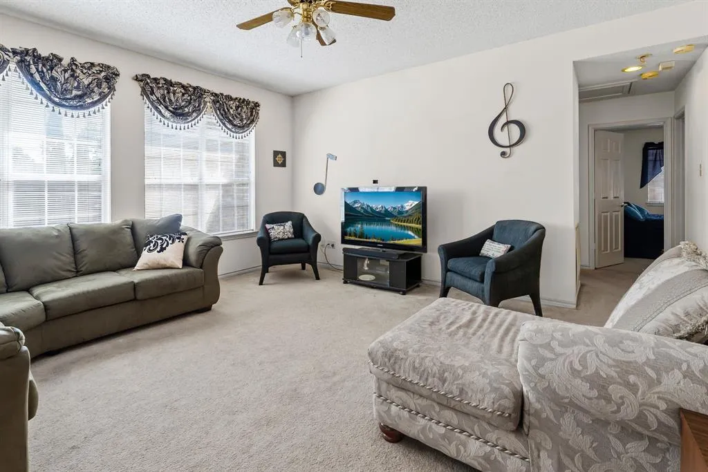 7208 Swallow Branch Lane