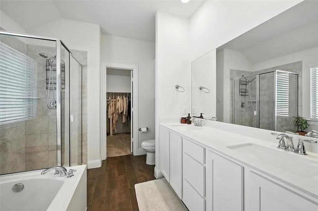 10704 Klondike Lane