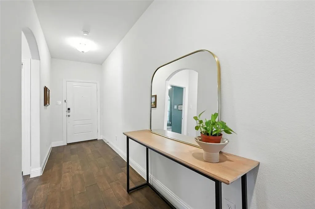10704 Klondike Lane
