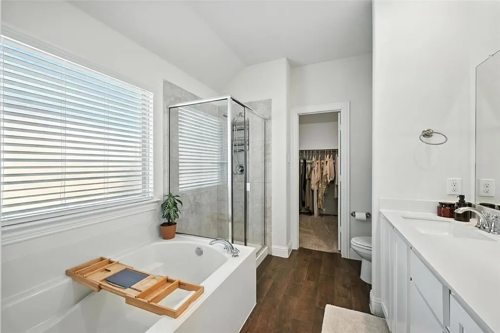 10704 Klondike Lane