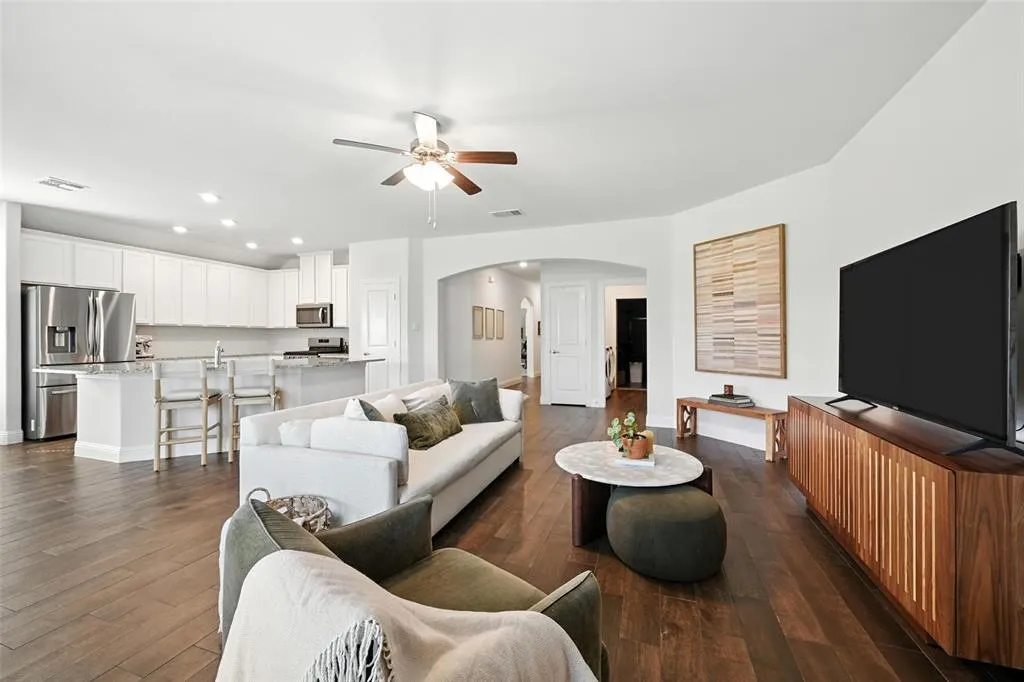 10704 Klondike Lane