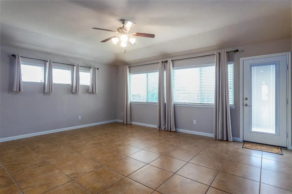 1124 Fulbourne Drive