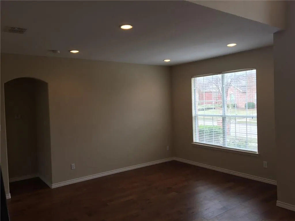 9205 Daystar Drive