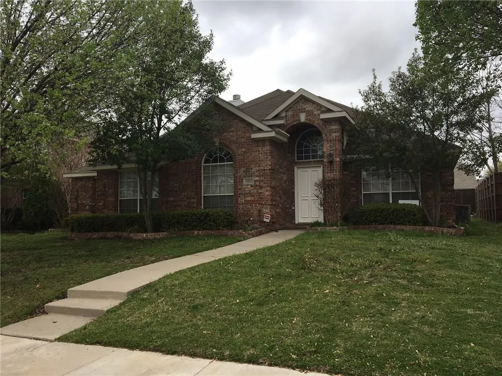 9205 Daystar Drive