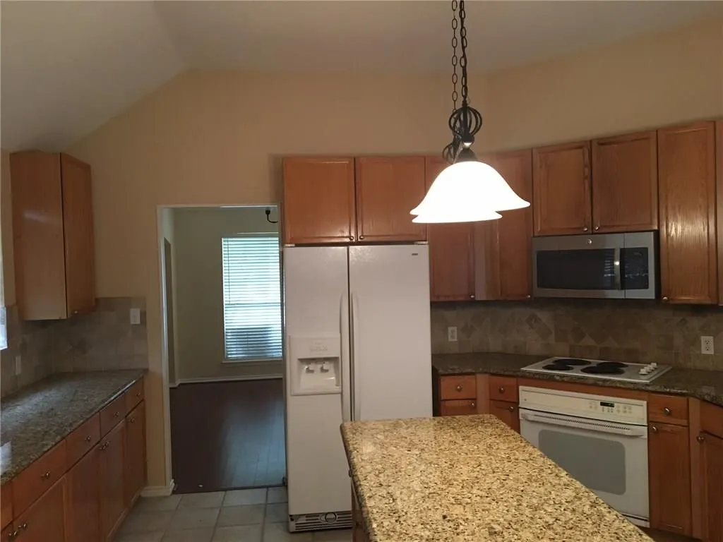 9205 Daystar Drive