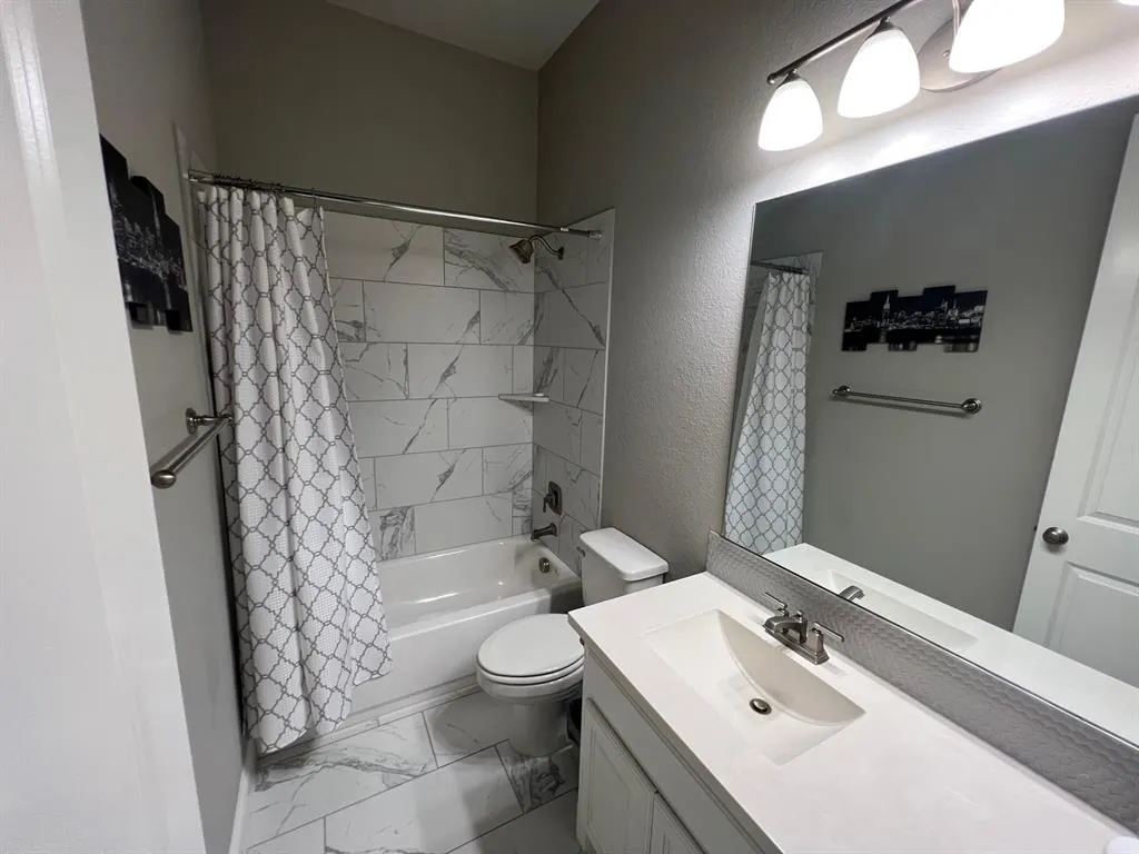 13854 Round Prairie Lane
