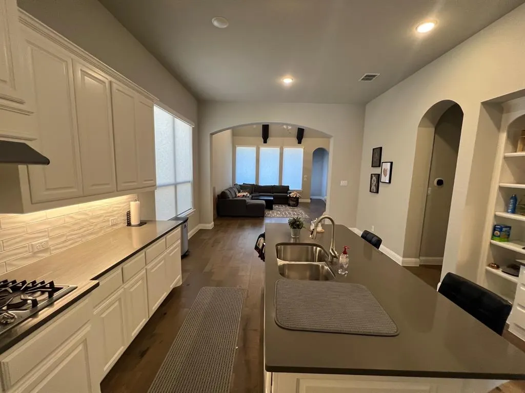 13854 Round Prairie Lane