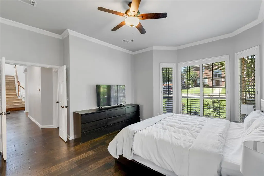 7644 Hove Court