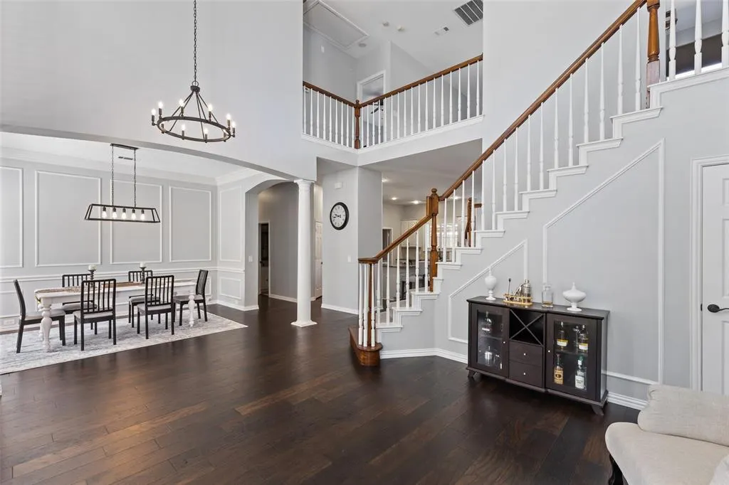 7644 Hove Court