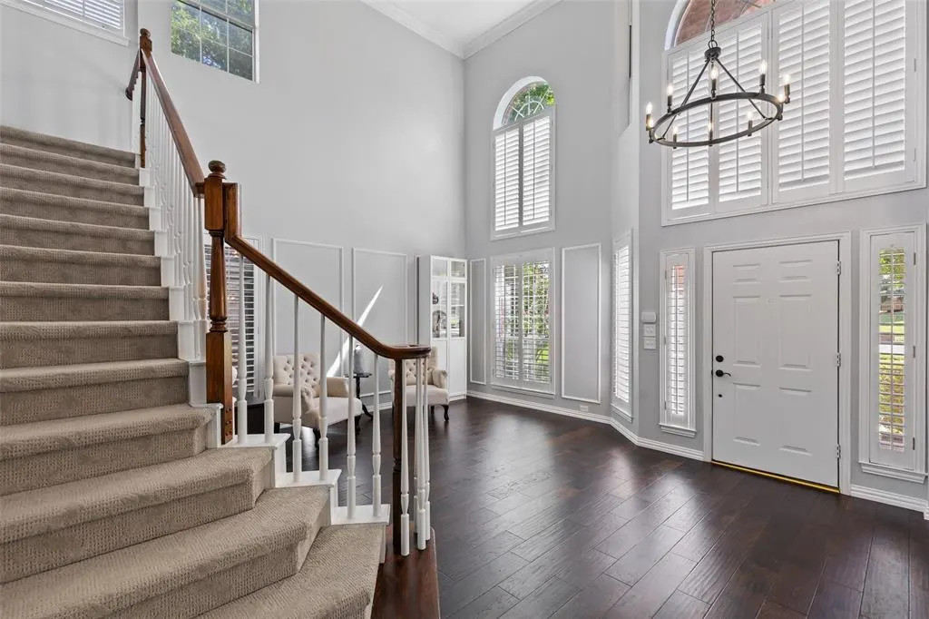 7644 Hove Court